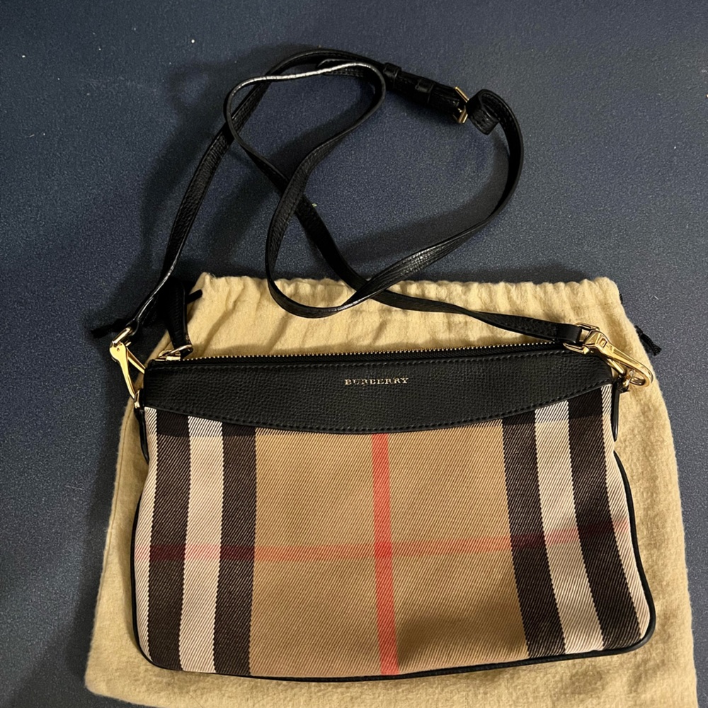 Burberry crossbody